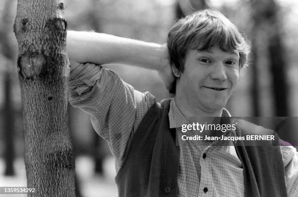 Humoriste Xavier Maly à Paris en avril 1984