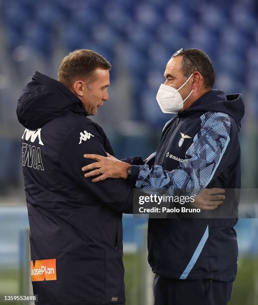 Genoa head coach Andriy Shevchenko and SS Lazio head coach Maurizo Sarri embrace during the Serie A match between SS Lazio and Genoa CFC at Stadio...