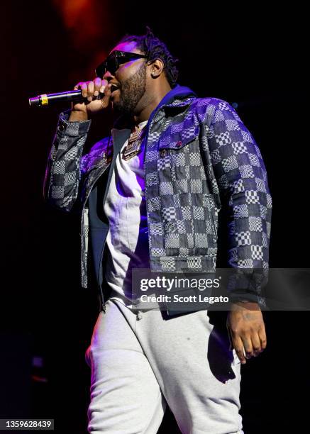 Littl Caesar Rapper Peezy Photos and Premium High Res Pictures - Getty Images