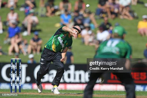 Seth Rance of the Central Stags bowls during the Super Smash T20 match between the Central Stags and the Otago Volts at McLean park on December 18,...