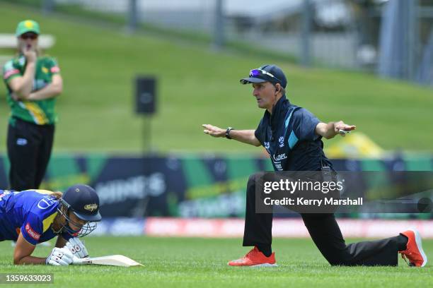 Match umpire Billy Bowden during the Super Smash T20 match between Central Hinds and Otago Sparks at McLean Park on December 18, 2021 in Napier, New...