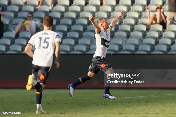 Oliver Bozanic of the Mariners celebrates his goal during the A-League mens match between Central Coast Mariners and Western Sydney Wanderers at...