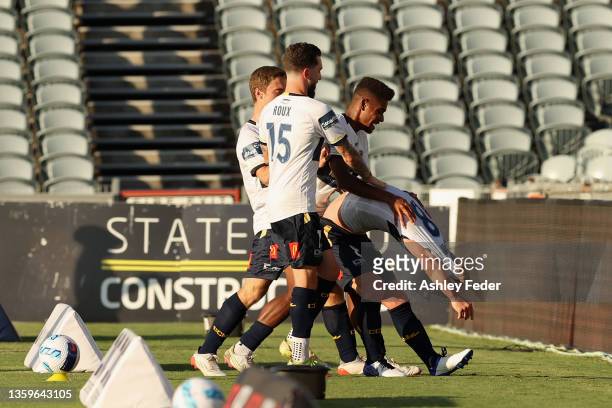 Oliver Bozanic of the Mariners celebrates his goal with team mates during the A-League mens match between Central Coast Mariners and Western Sydney...