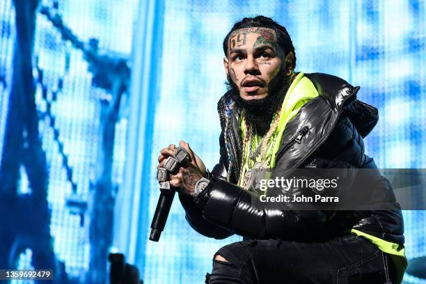 Rapper Tekashi 6ix9ine performs during the MiamiBash 2021 at FTX Arena on December 17, 2021 in Miami, Florida.