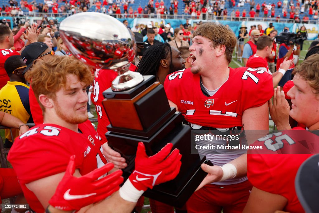 RoofClaim.com Boca Raton Bowl - Western Kentucky v Appalachian State
