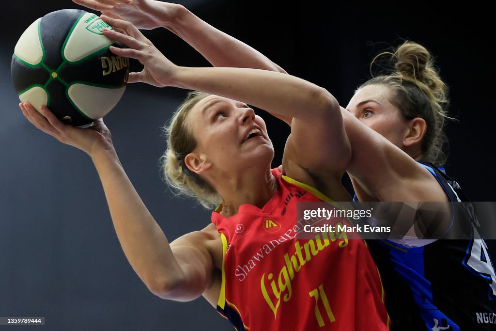 WNBL Rd 3 - UC Capitals v Adelaide