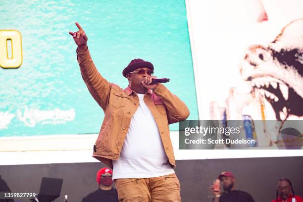 728 Rapper E 40 Stock Photos, High-Res Pictures, and Images - Getty Images