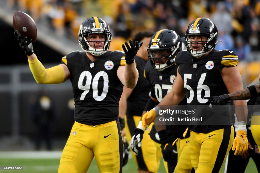 Tennessee Titans v Pittsburgh Steelers
