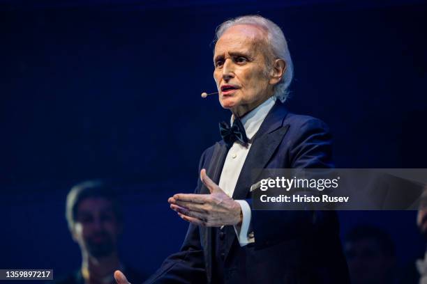 Tenor Jose Carreras performs during the Opera D'amore concert at Arena Armeec Hall on December 19, 2021 in Sofia, Bulgaria. The 3D production concert...