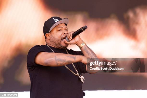 Xizibit Rapper 869 Xzibit Performs Stock Photos, High-Res Pictures, and Images - Getty ...