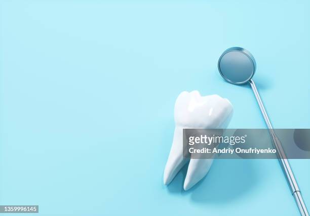 dental care - dental health photos et images de collection