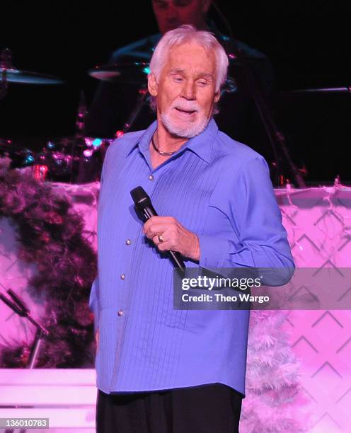 Kenny Rogers performs at the State Theatre on December 19, 2011 in New Brunswick, New Jersey.