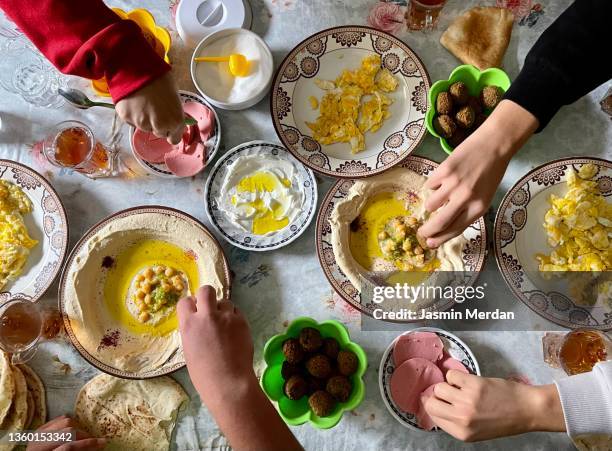 top view of arabic breakfast - dipping fotografías e imágenes de stock