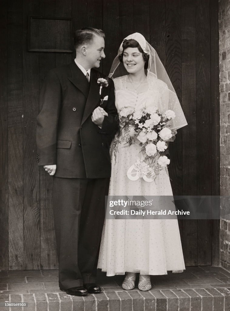 The wedding of Violet Jones and Joan Lee, 5 September 1954
