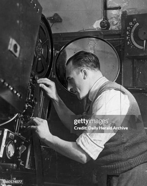 56 Film Reel 1930s Stock Photos, High-Res Pictures, and Images - Getty ...