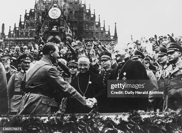 Ww2 Hitler Rally 59 Nuremberg Rally 1934 Adolf Hitler Stock Photos, High-Res Pictures ...