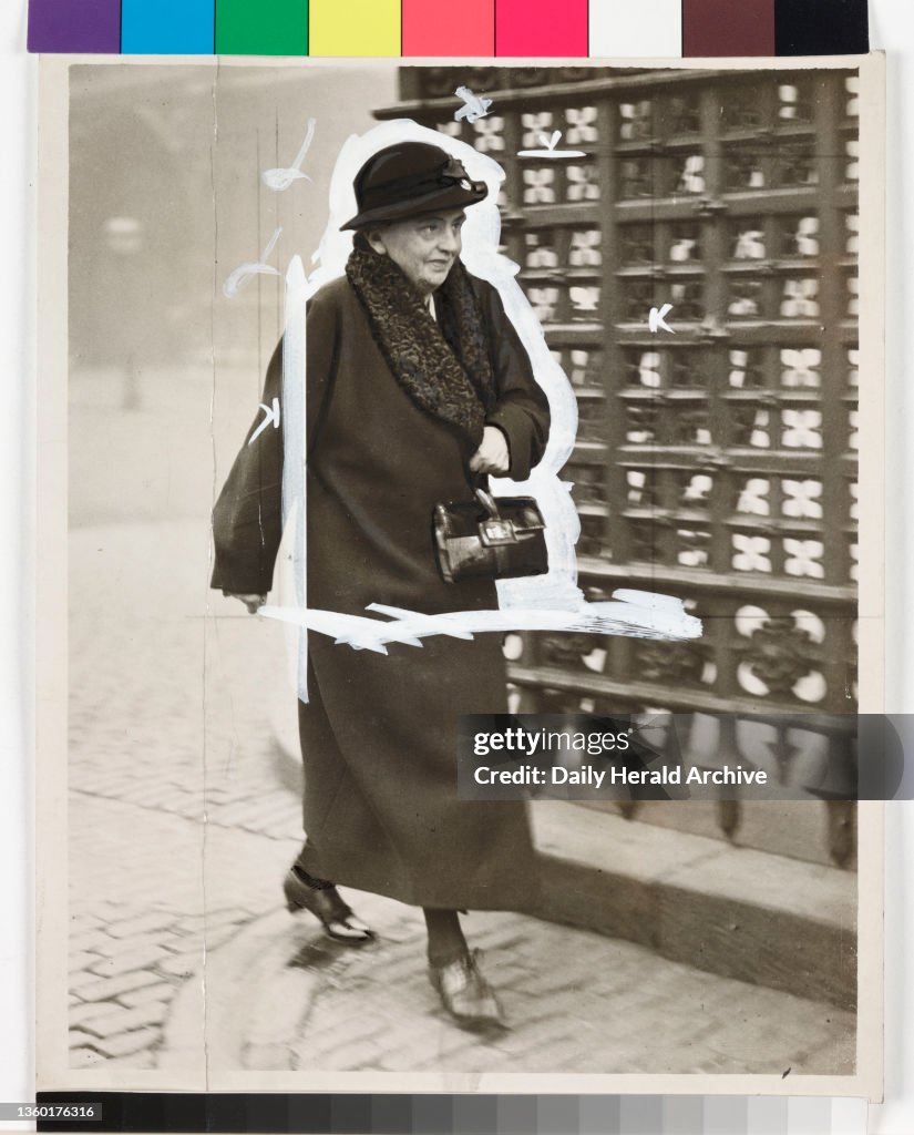 Eleanor Rathbone MP walking down the street, London, 22 October 1935