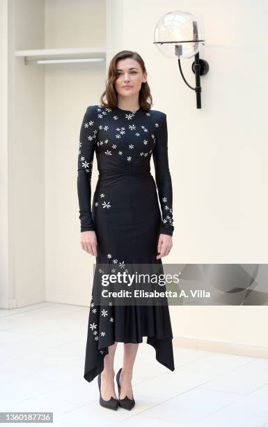 Marta Nieto attends the photocall of the movie "Lasciarsi Un Giorno A Roma" at Le Meridien Visconti Hotel on December 21, 2021 in Rome, Italy.