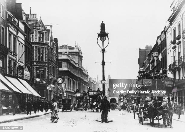 The Strand, London, circa 1900.