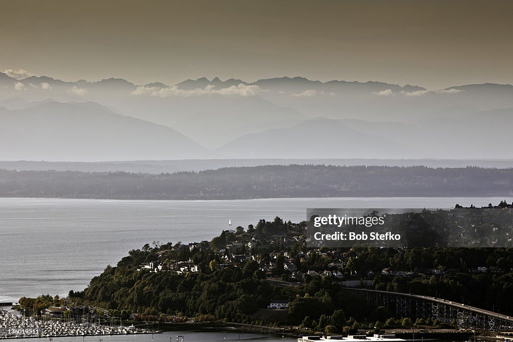 View of Seattle skyline and mountains