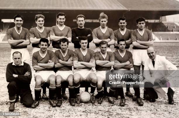Manchester United Football Club at Old Trafford in Manchester on 12th March 1958. Back row, left to right: Bobby Harrop, Ian Greaves, Freddie...