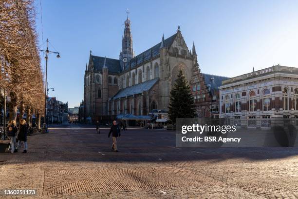 Deserted Grote Markt square is seen on December 21, 2021 in Haarlem, Netherlands. Due to the renewed lockdown, all shops other than grocery stores...