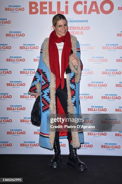 Michelle Hunziker attends the "Belli Ciao" premiere at The Space Cinema Odeon on December 21, 2021 in Milan, Italy.