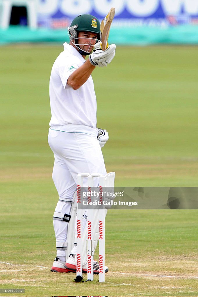 First Test - South Africa v Sri Lanka : Day Three