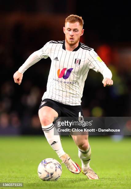 Harrison Reed of Fulham FC controls the ball during the Sky Bet Championship match between Fulham and Sheffield United at Craven Cottage on December...