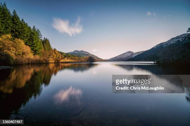 loch eck, scottish highlands - scotland snow stock pictures, royalty-free photos & images