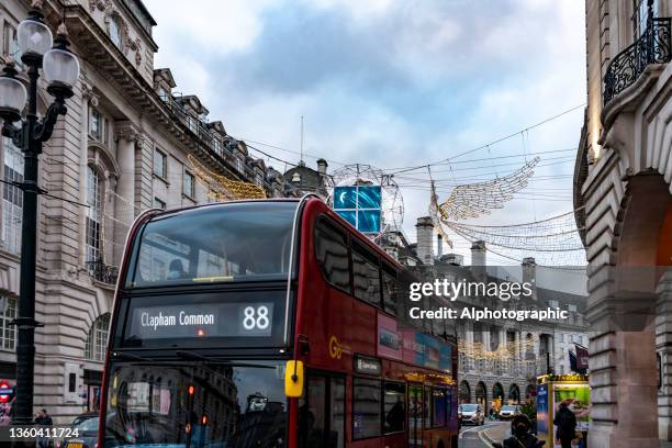 oxford street at christmas - clapham high street stock pictures, royalty-free photos & images