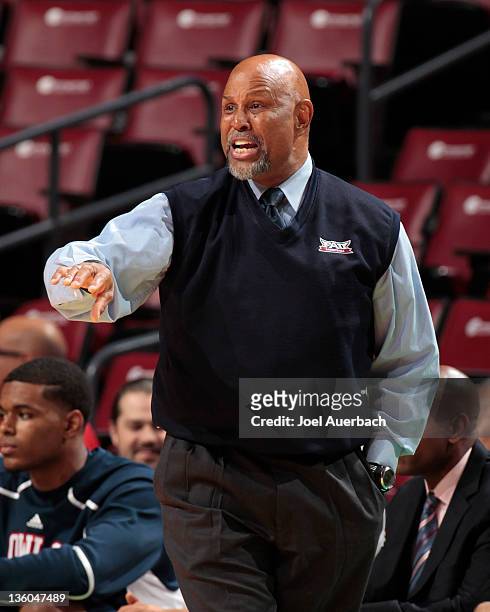 Head coach Mike Jarvis of the Florida Atlantic Owls react to action against the Miami Hurricanes at the Orange Bowl Basketball Classic on December...