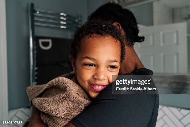 bbckids - bath time - bathroom routine stock pictures, royalty-free photos & images