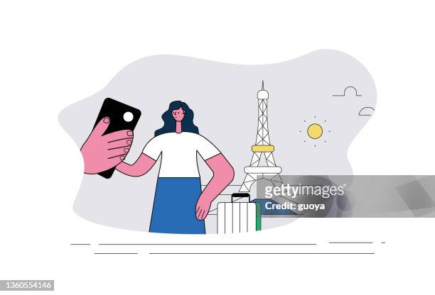 ilustraciones, imágenes clip art, dibujos animados e iconos de stock de las trabajadoras de cuello blanco se toman una selfie de la torre eiffel en parís con sus teléfonos móviles. - women smartphone city paris