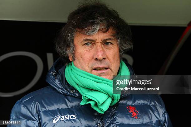 Genoa CFC manager Alberto Malesani looks on before the Serie A match between Genoa CFC and Bologna FC at Stadio Luigi Ferraris on December 18, 2011...