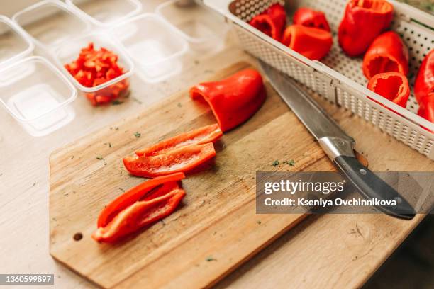 fresh colorful bell pepper cooking on wooden table. top view - green bell pepper - fotografias e filmes do acervo