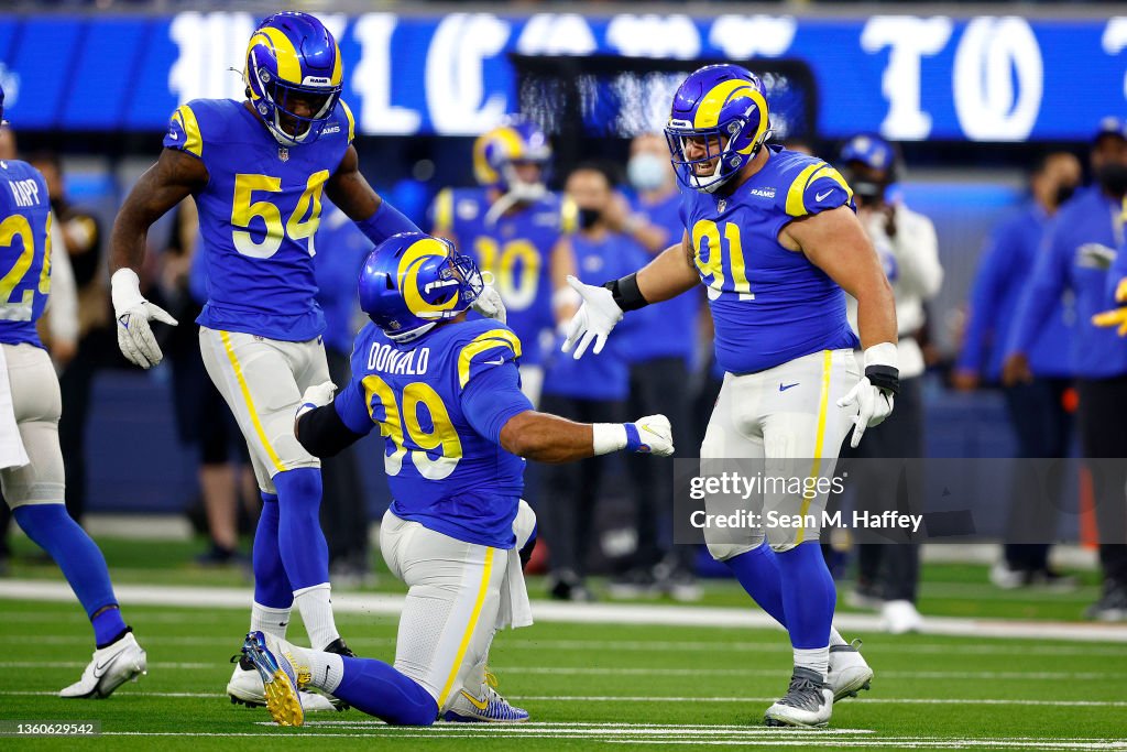 Seattle Seahawks v Los Angeles Rams