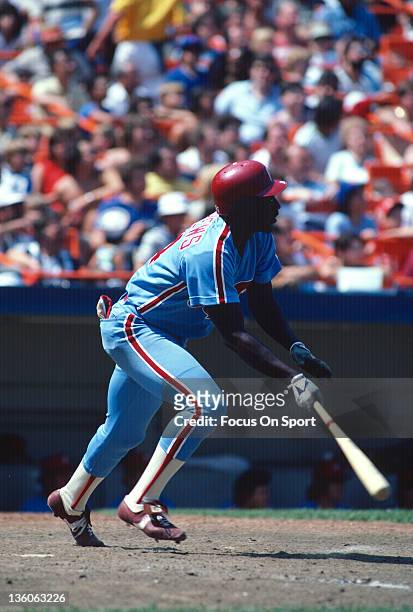 Gary Matthews of the Philadelphia Phillies bats against the New York Mets during an Major League Baseball game circa 1981 at Shea Stadium in the...
