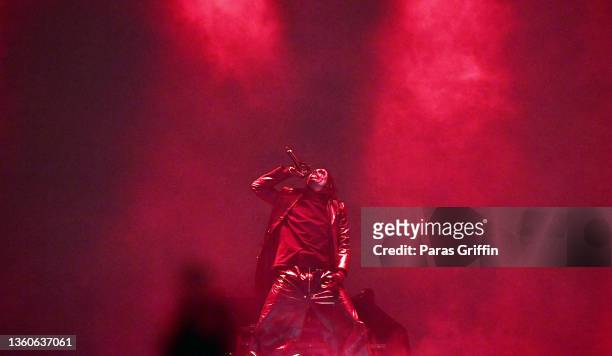 Playboi Carti performs onstage during his final stop of the "Narcissist" tour at State Farm Arena on December 23, 2021 in Atlanta, Georgia.