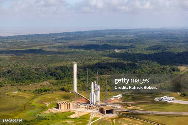 Aerial view of the vector launch area of ​​the Kourou spatiodrome of the European Guyana Space Center with Ariane 5 n ° 255 on its launch pad, six...