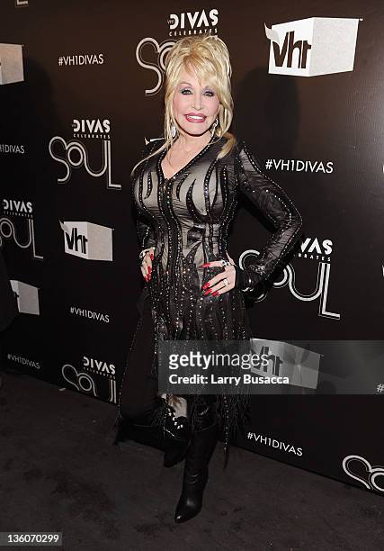 Dolly Parton attends VH1 Divas Celebrates Soul at Hammerstein Ballroom on December 18, 2011 in New York City.