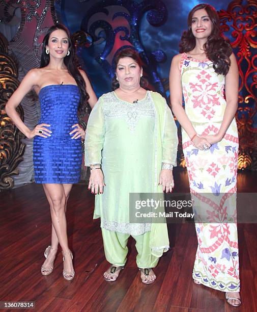 From right - Sonam Kapoor, Saroj Khan and Malaika Arora Khan on the sets of the telly show 'Nachle Ve'.