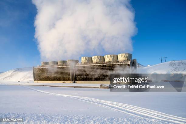 krafla power station, myvatn, iceland - geothermische centrale stockfoto's en -beelden