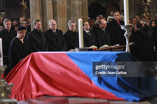 International leaders, including German President Christian Wulff, an unnamed woman, Grand Duke Henri of Luxembourg, Slovak President Ivan...