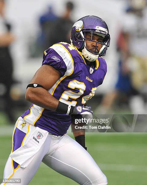 Jarrad Page of the Minnesota Vikings runs downfield during an NFL game against the New Orleans Saints at the Hubert H. Humphrey Metrodome, on...