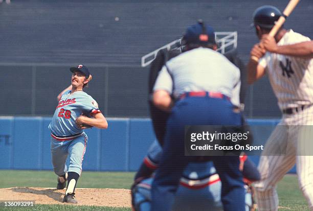 Pitcher Bert Blyleven of the Minnesota Twins pitches against the New York Yankees during a Major League Baseball game circa 1972 at Yankee Stadium in...