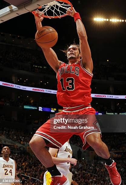 Joakim Noah of the Chicago Bulls dunks the ball during the game against the Los Angeles Lakers at Staples Center on December 25, 2011 in Los Angeles,...