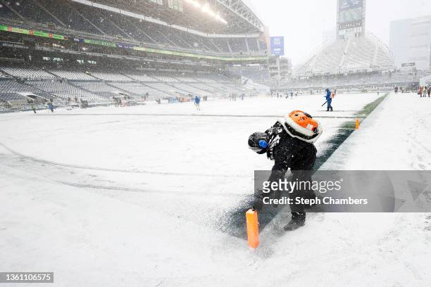 578 Seahawks Snow Stock Photos, High-Res Pictures, and Images - Getty Images