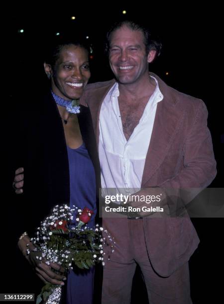 Actor Max Gail and wife Willie Beir attend the wrap party for "Barney Miller" on April 26, 1982 at Chasen's Restaurant in Beverly Hills, California.