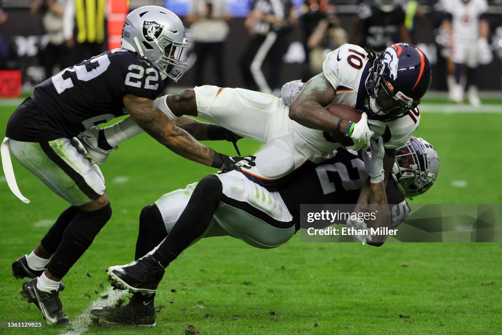 Denver Broncos v Las Vegas Raiders